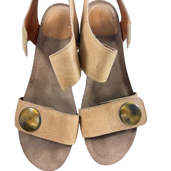 Taos Carousel 3 Comfort wedge sandals tan leather Women size 39‎ US 8.5 open toe - Picture 10 of 12